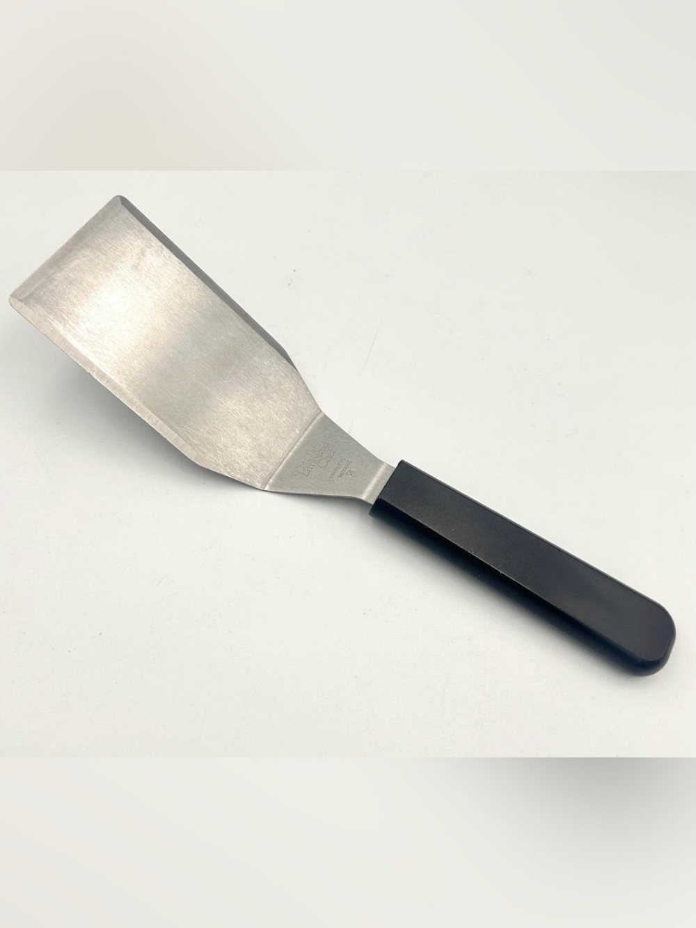 The Pampered Chef Metal Turner Spatula